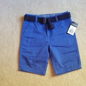 *BRAND NEW WITH TAGS* Boys Chaps Shorts - Size 6